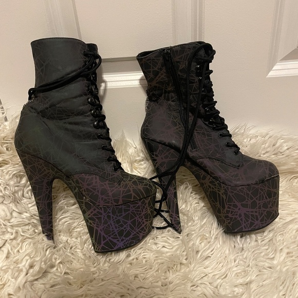 Pleaser ADORE-1020REFL, Exotic Lace-Up Front Ankle Boot Stripper **DAMAGED** - Picture 5 of 15